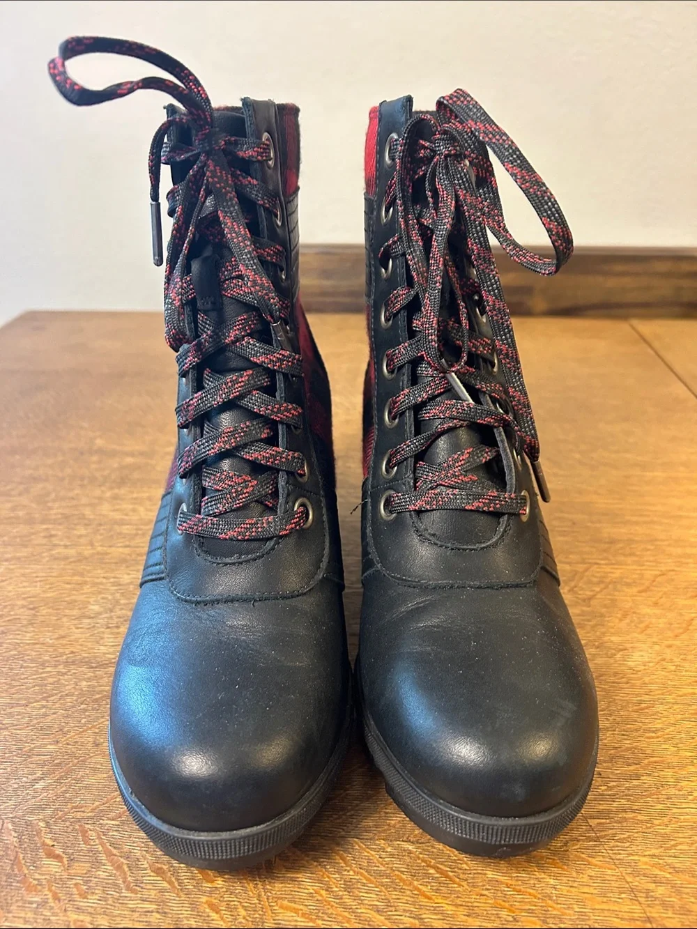 Sorel lexie combat